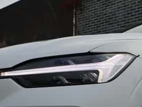 Volvo XC60 thumbnail 4