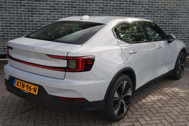 Polestar 2 (2023) thumbnail 3