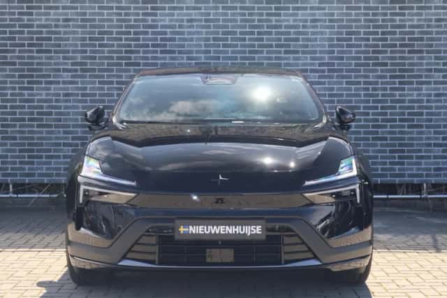 Polestar 4 (2024) thumbnail 3