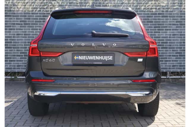 Volvo XC60 (2022) thumbnail 5