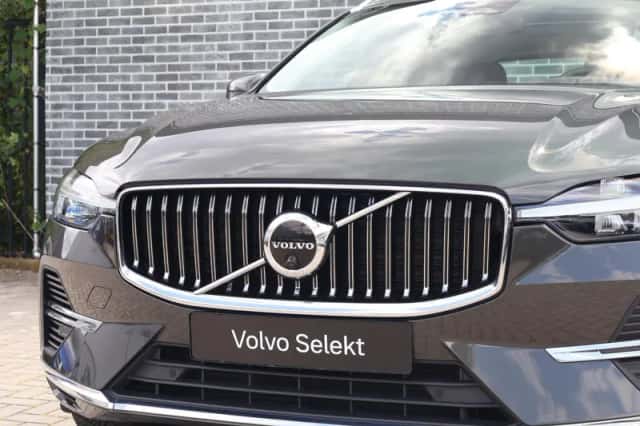 Volvo XC60 (2022) thumbnail 6