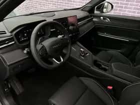 Lynk & Co 01 thumbnail 11