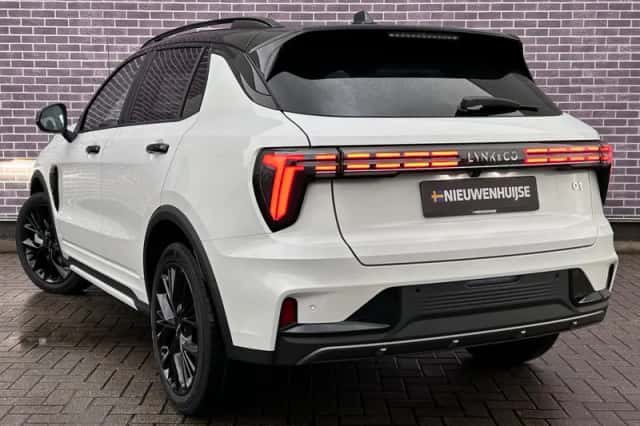 Lynk & Co 01 (2025) thumbnail 4