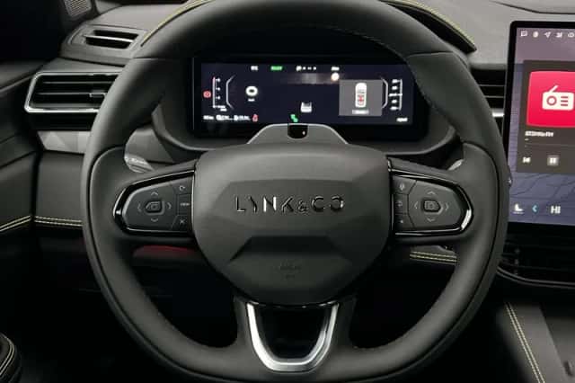 Lynk & Co 01 (2025) thumbnail 5