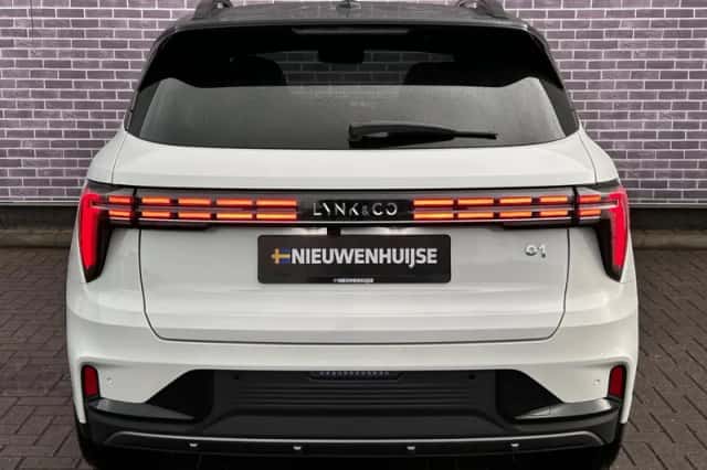 Lynk & Co 01 (2025) thumbnail 6