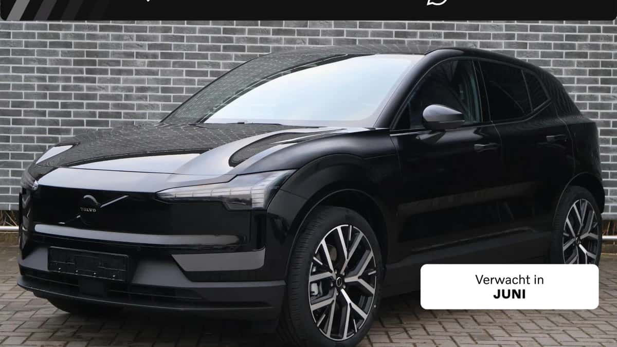 Volvo EX30 — foto 1