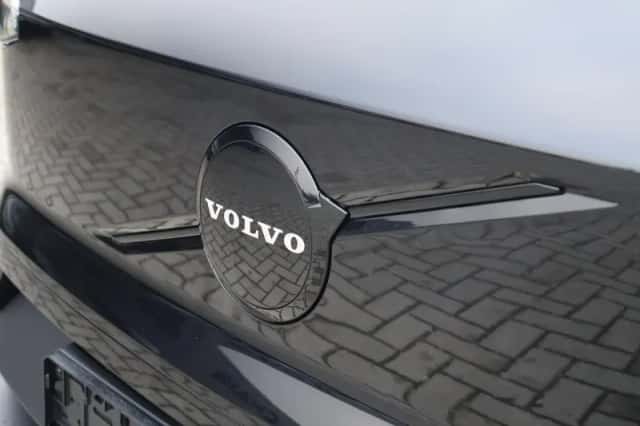 Volvo EX30 (2026) thumbnail 3
