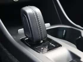 Volvo XC40 thumbnail 11