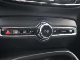 Volvo XC40 thumbnail 12