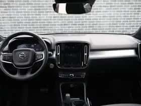 Volvo XC40 thumbnail 15