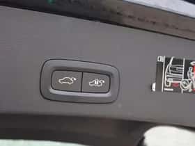 Volvo XC40 (2021) thumbnail 6