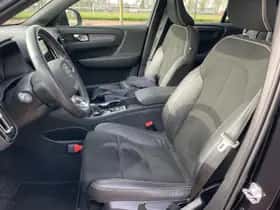Volvo XC40 (2021) thumbnail 6