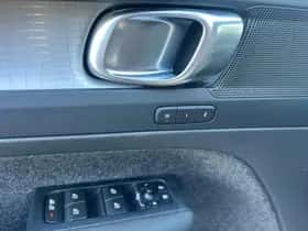 Volvo XC40 thumbnail 5