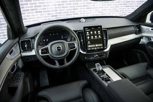Volvo XC90 (2026) thumbnail 3