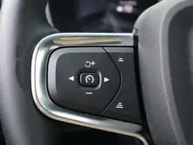 Volvo EX40 thumbnail 19