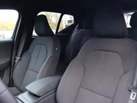 Volvo EX40 thumbnail 22