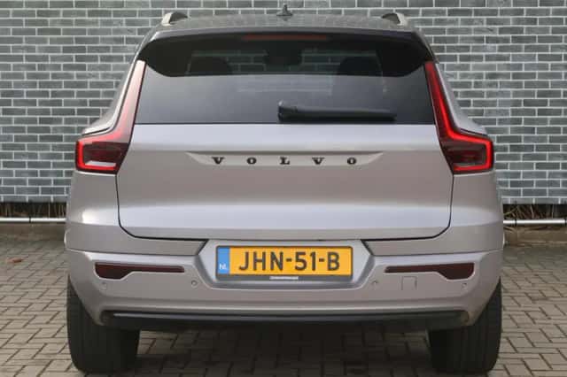 Volvo EX40 (2025) thumbnail 6