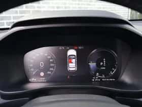 Volvo XC40 (2021) thumbnail 14