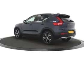 Volvo XC40 thumbnail 4