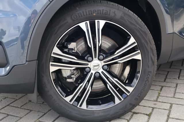 Volvo XC40 (2021) thumbnail 5