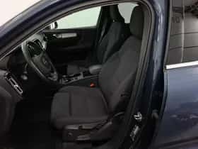 Volvo XC40 thumbnail 5