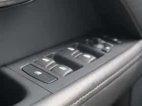 Volvo V70 thumbnail 8