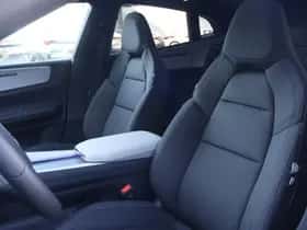 Polestar 4 thumbnail 23