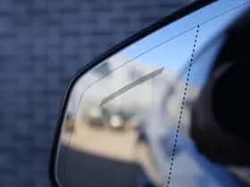 Polestar 4 thumbnail 26