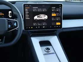 Polestar 4 thumbnail 9