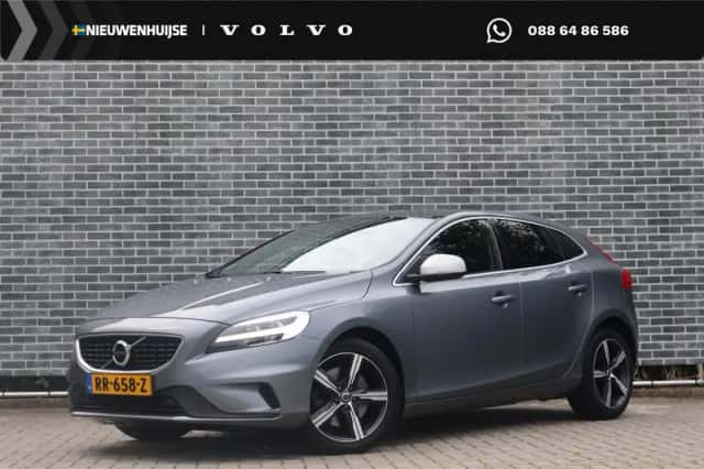 Volvo V40 (2018) thumbnail 1