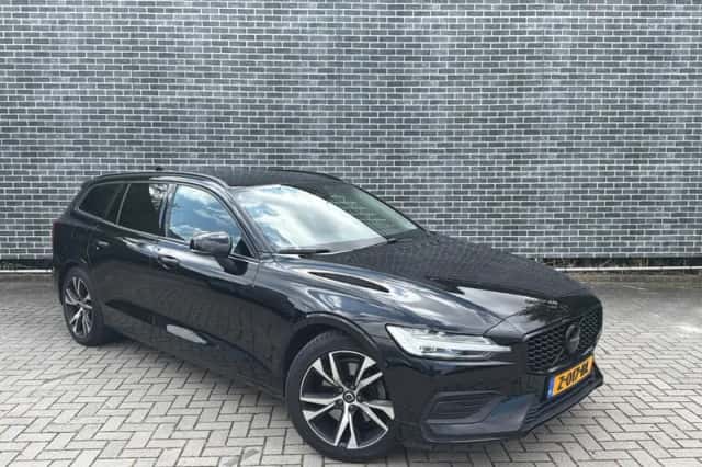 Volvo V60 (2024) thumbnail 3