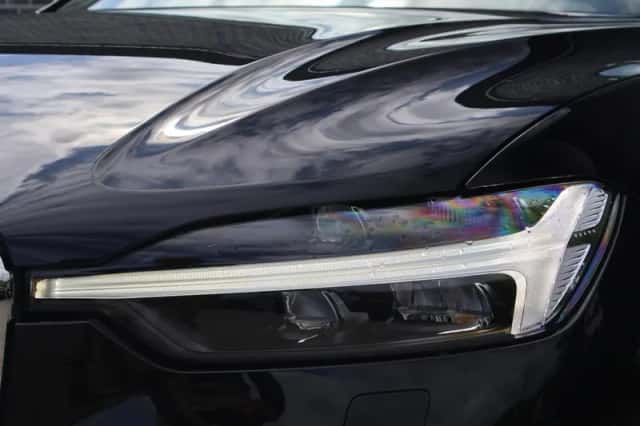 Volvo XC60 (2023) thumbnail 5