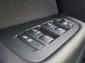 Volvo XC60 thumbnail 11