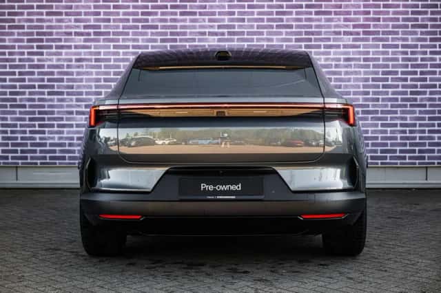 Polestar 4 (2024) thumbnail 5