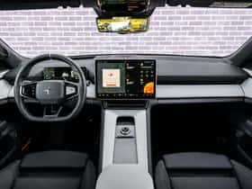 Polestar 4 thumbnail 6