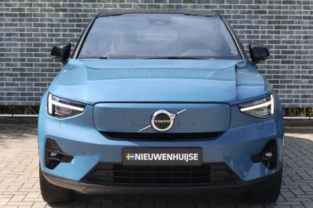 Volvo C40 (2022) thumbnail 3