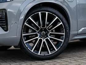Volvo XC90 thumbnail 32