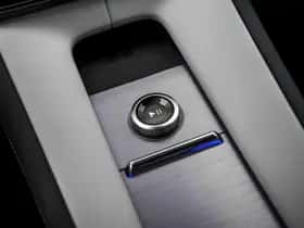 Polestar 4 thumbnail 28