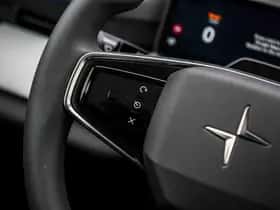 Polestar 4 thumbnail 30
