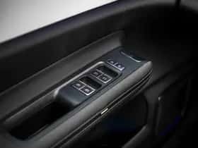 Polestar 4 thumbnail 32