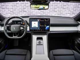 Polestar 4 thumbnail 5