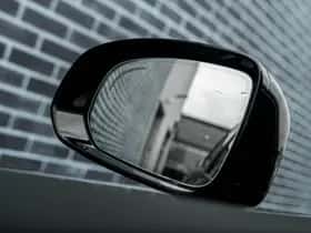 Volvo XC60 thumbnail 25