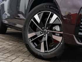 Volvo XC60 thumbnail 4