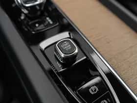 Volvo XC60 thumbnail 35
