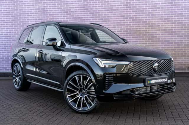 Volvo XC90 (2026) thumbnail 3