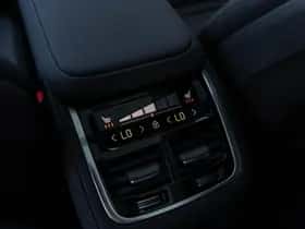 Volvo XC90 thumbnail 22