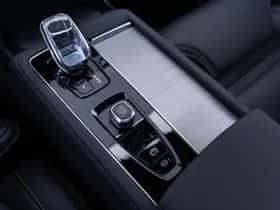 Volvo XC90 thumbnail 36