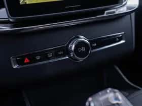 Volvo XC90 thumbnail 39