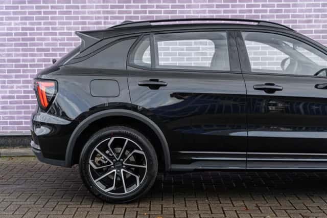 Lynk & Co 01 (2025) thumbnail 6