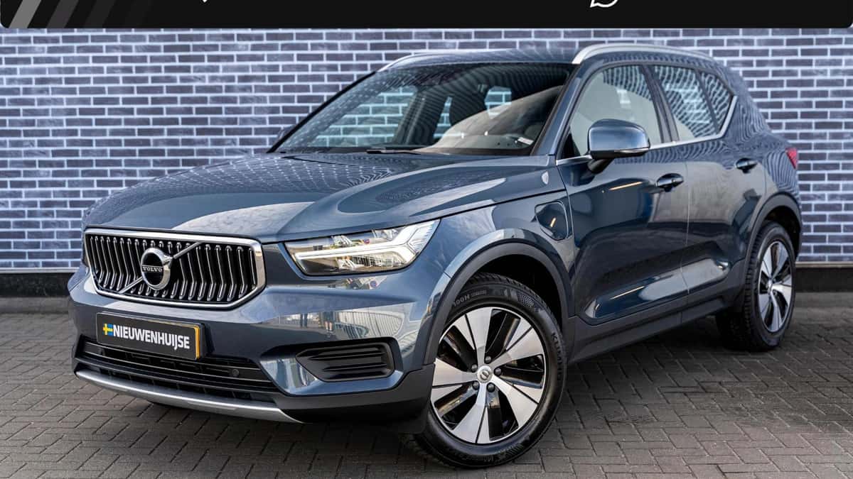 Volvo XC40 — foto 1